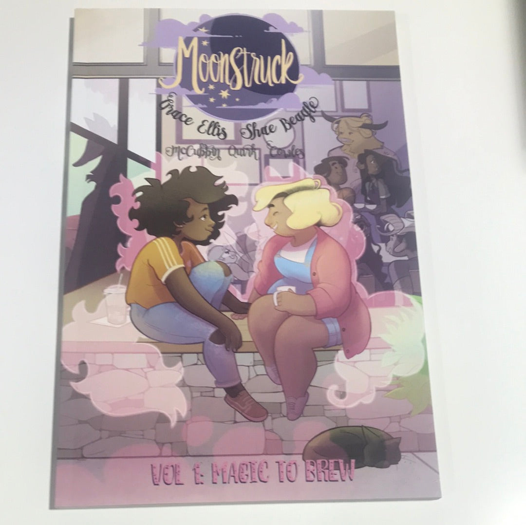 Moonstruck Vol 1: Magic to Brew: Graphic Novel