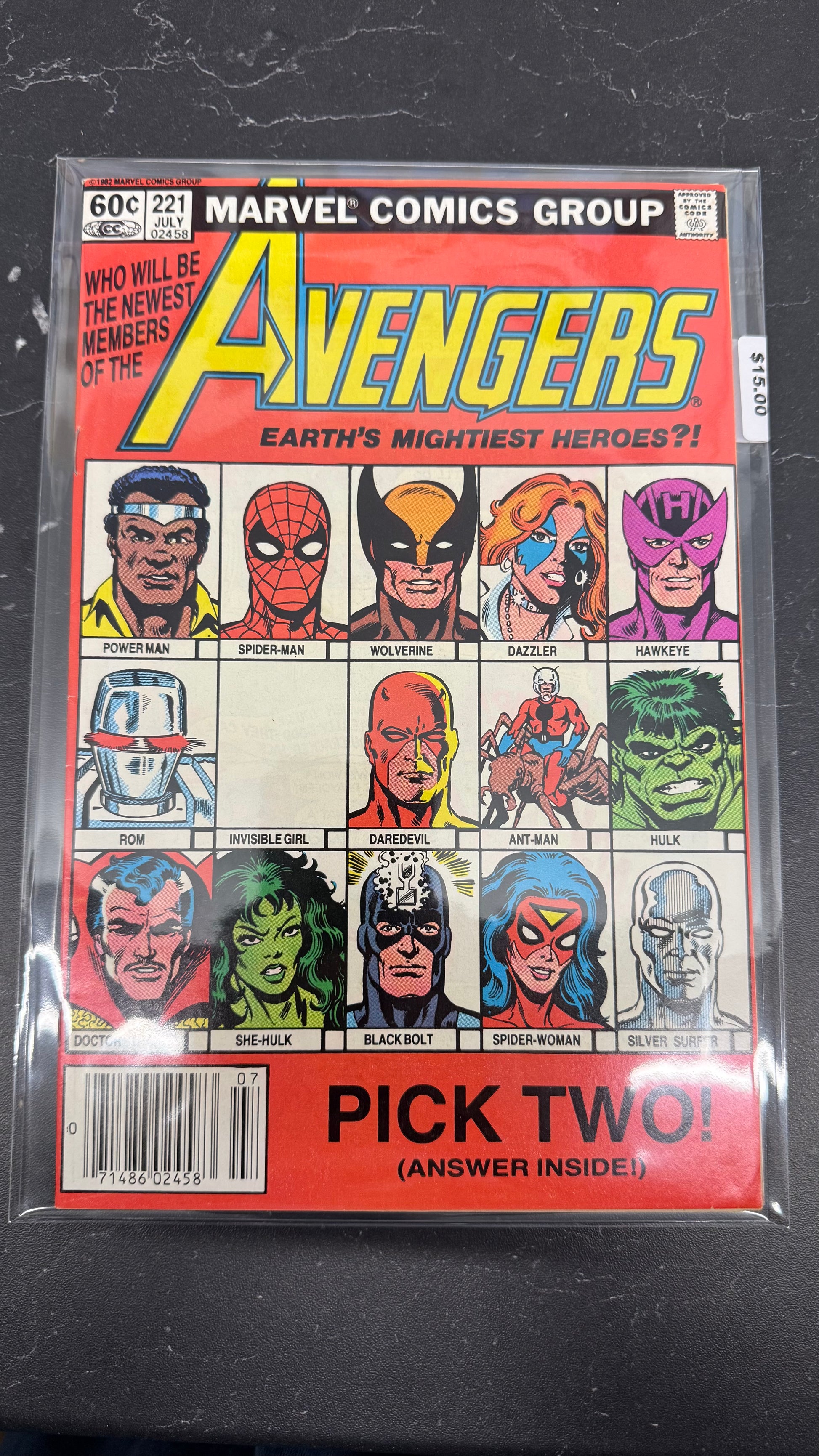 Marvel Comics AVENGERS #221 (First Appearance of She-Hulk as an Avenger)