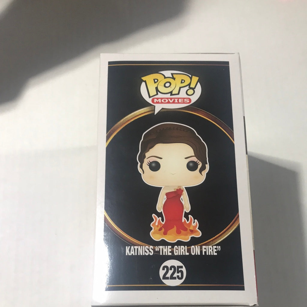 FUNKO POP MOVIES THE HUNGER GAMES #225 KATNISS GIRL ON FIRE VAULTED VINYL  🌏